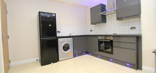 4 bed shared accommodation to rent