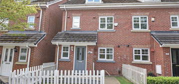 3 bedroom semi-detached house to rent