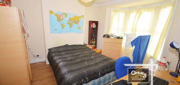 5 bed terraced house to rent