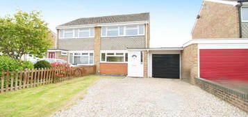 3 bedroom semi-detached house for sale