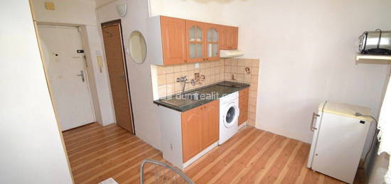 Byt 1+1, 34 m², Stallichova, Praha