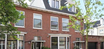 Badhuisstraat 4