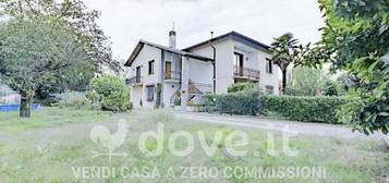 Appartamento Via Appennini, 3, 21034, Cocquio-Trev