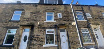 4 bedroom terraced house to rent