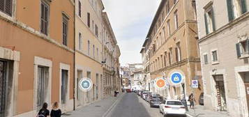 Appartamento via Baglioni, Centro Storico, Perugia