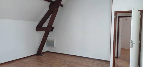 Appartement  à louer, 3 pièces, 2 chambres, 63 m²