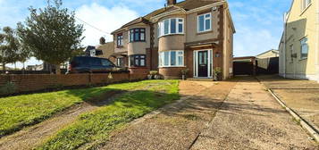 3 bed semi-detached house for sale