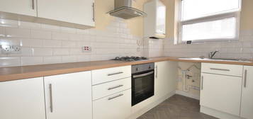 2 bed flat to rent