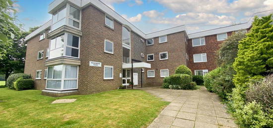 Flat to rent in Meadowside Court, Goring Street, Goring-By-Sea, Worthing BN12