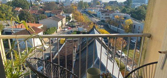 Vue imprenable pour cet appartement de 71 m², quartier Saint Augustin