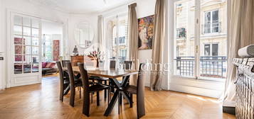 Vente appartement 7 pièces 210 m²