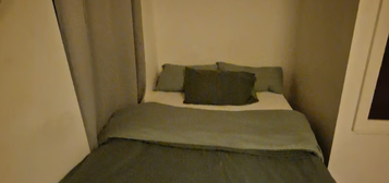 1 bedroom flat share