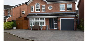 4 bed detached house for sale