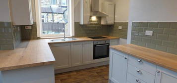 3 bed terraced house to rent