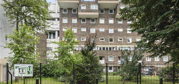 3 bedroom flat for sale