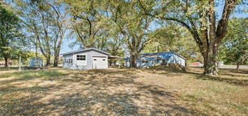 2295 Hayden Rd, Pea Ridge, AR 72751