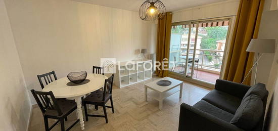 SAINT RAPHAEL LOCATION APPARTEMENT MEUBLE T2 PARKING