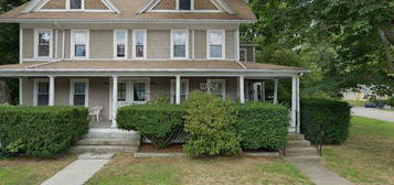 1-1A Prentiss St, Southborough, MA 01772