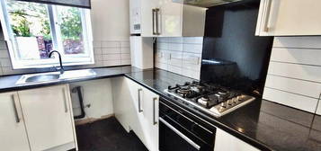 2 bedroom semi-detached house