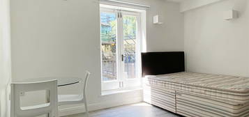 Room to rent in Howard Place, Brighton BN1