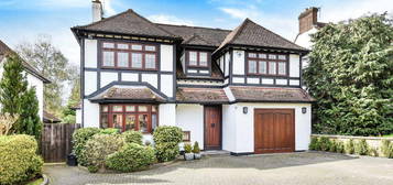 6 bedroom detached house for sale