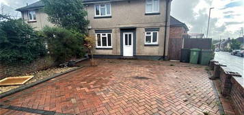 2 bedroom semi-detached house to rent