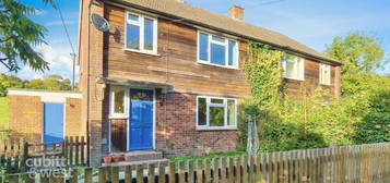 3 bedroom semi-detached house