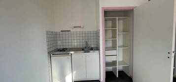 Appartement  à louer, 2 pièces, 1 chambre, 38 m²