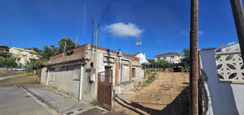 Casa en calle París, California, Canyelles