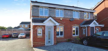 3 bedroom semi-detached house to rent