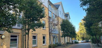 Flat for sale in St. Andrews Close, Canterbury CT1