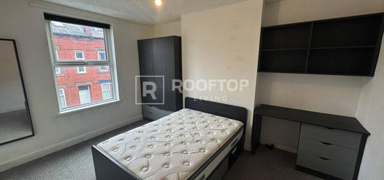 3 bed shared accommodation to rent