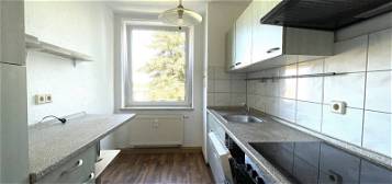 FREI AB SOFORT 4-Zimmer-Wohnung mit Einbauküche - Christgrün