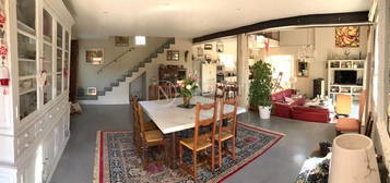 Maison  à vendre, 7 pièces, 5 chambres, 235 m²