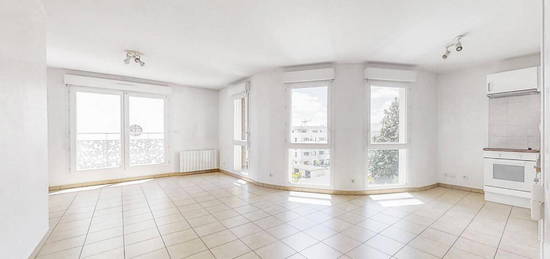 Charmant Appartement - 3 pièces de 67m2 - Spacieux, lumineux, balcon & box fermé- Rue Pierre Delore, Lyon 8ème