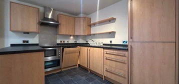 2 bed flat to rent