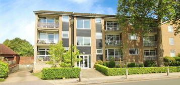 2 bed flat for sale