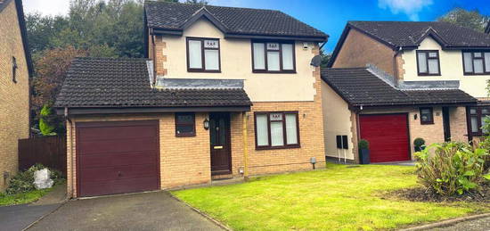 3 bedroom detached house