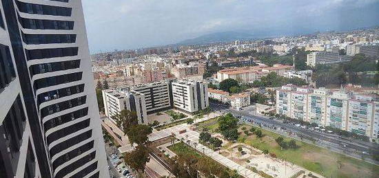 Piso en paseo Martiricos en Palma - Palmilla, Málaga