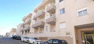 Apartamento en venta en Algorfa