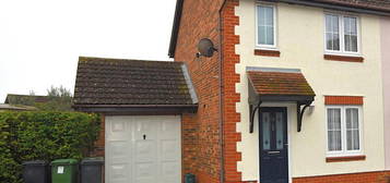 2 bedroom semi-detached house to rent