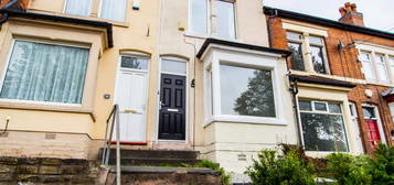 2 bed terraced house to rent