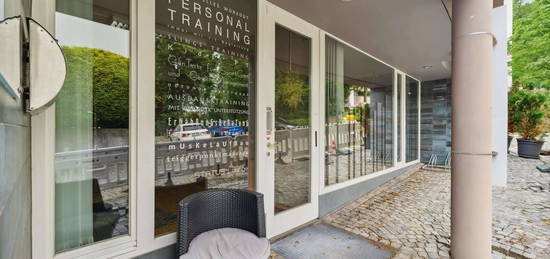 Gewerbefläche (Umwidmung zur Wohnung möglich), Fensterfront, 2 Stellplätze inkl. - Dachau-Altstadt