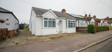 2 bedroom semi-detached bungalow for sale