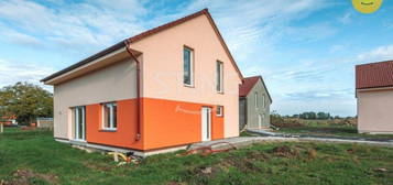 Rodinný dům, 130 m² + 663 m² pozemek, Dolní Roveň