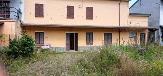 Casa indipendente in vendita a Mortara