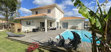 Villa 7 pièces 182 m²