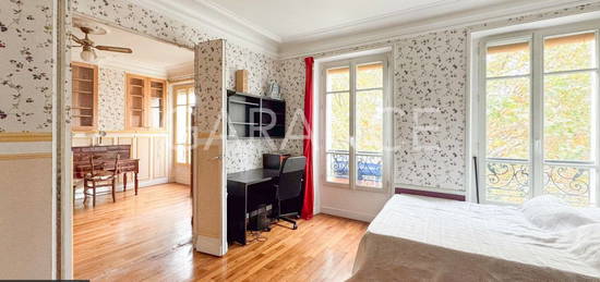 Appartement DUPLEX 5 ou 6 pièces à Paris (75012) DERNIER E