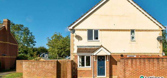 Terraced house to rent in Short Furlong, Didcot, Oxfordshire OX11