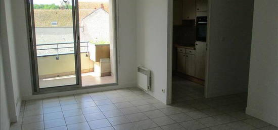 Appartement  à louer, 2 pièces, 42 m², Étage 2/–